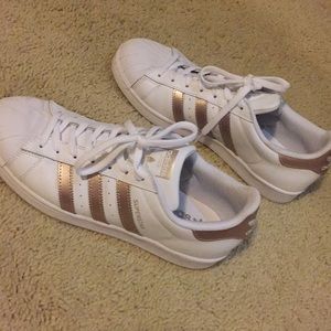 Adidas Superstar Rose Gold Women’s Shoe